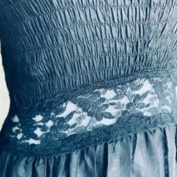 🆕🔮House of Widow🔮Tiered Maxi Dress✨ - Picture 10 of 10